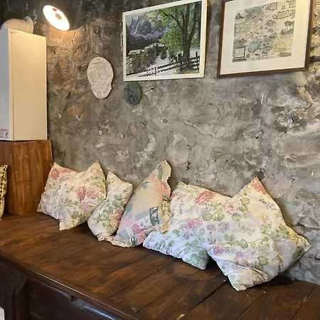 La Vecchia Stalla * Varano (Massa-Carrara)