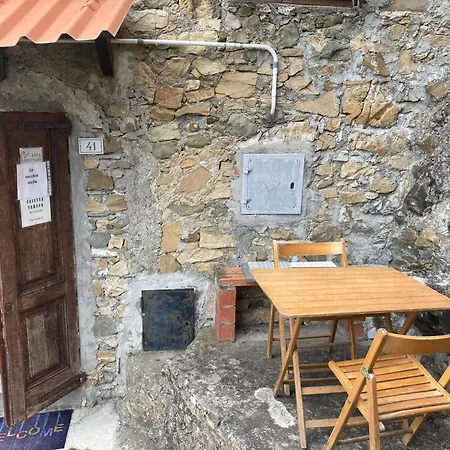 La Vecchia Stalla Varano (Massa-Carrara)